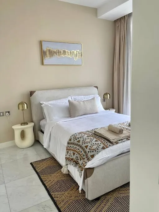 1Bdr-Furnished Apartment, Business Bay, Canal View Dubai Apartment
